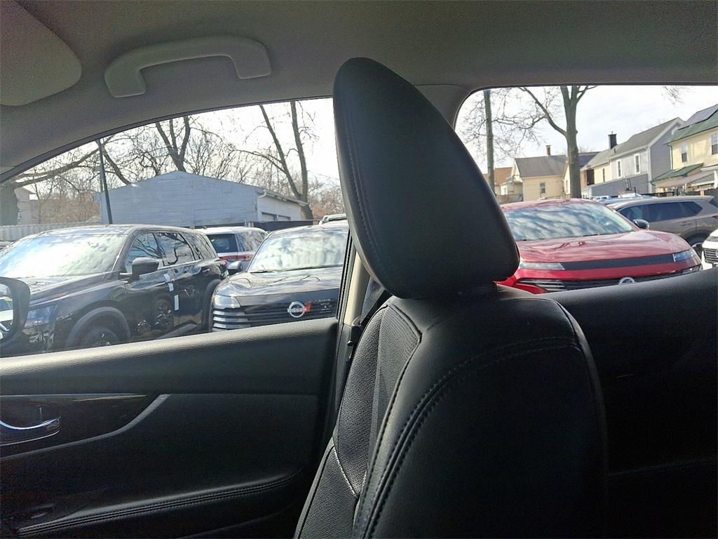 used 2021 Nissan Rogue Sport car, priced at $18,664