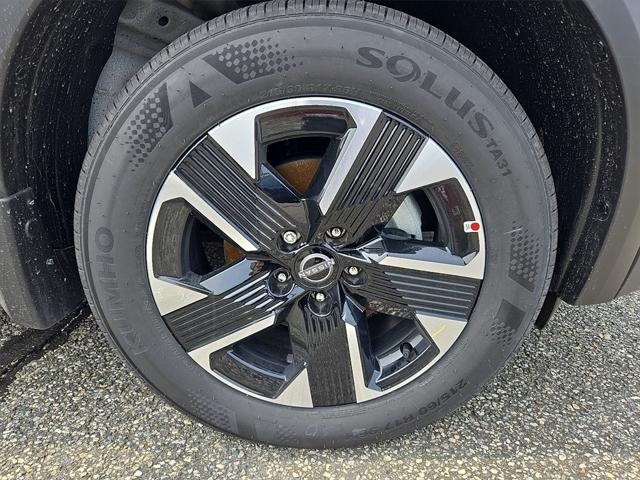 new 2025 Nissan Kicks car, priced at $26,833