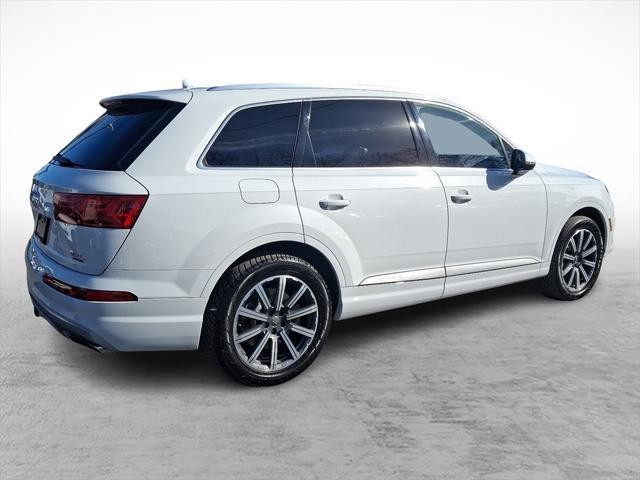 used 2017 Audi Q7 car, priced at $22,569