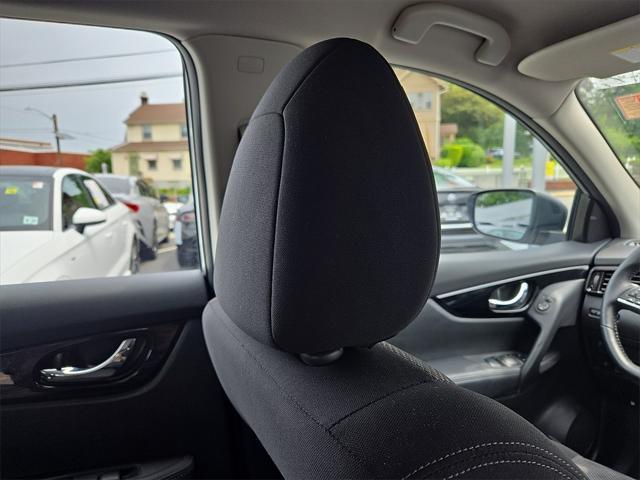 used 2022 Nissan Rogue Sport car, priced at $19,670