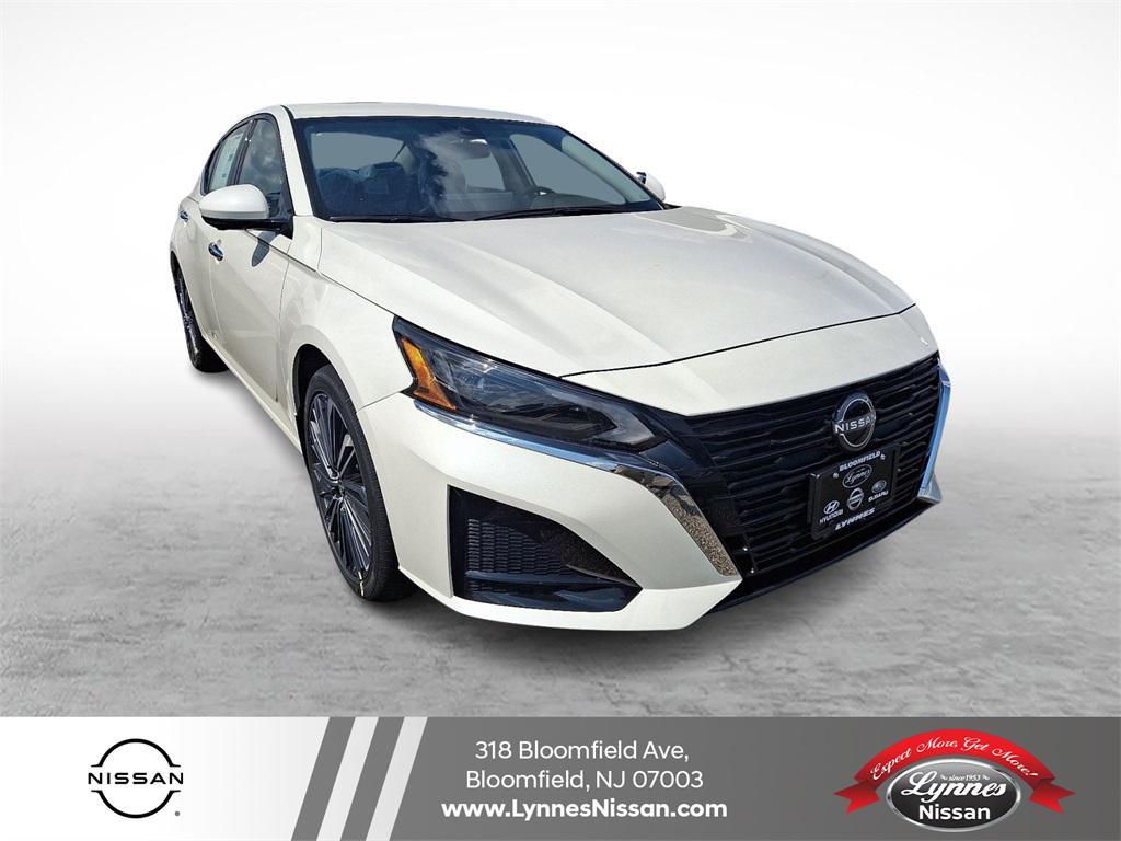 new 2025 Nissan Altima car, priced at $34,504