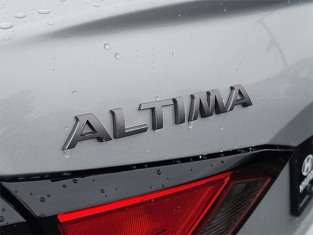 new 2025 Nissan Altima car, priced at $27,732