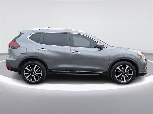 used 2018 Nissan Rogue car, priced at $15,877