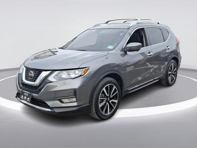 used 2018 Nissan Rogue car, priced at $15,877