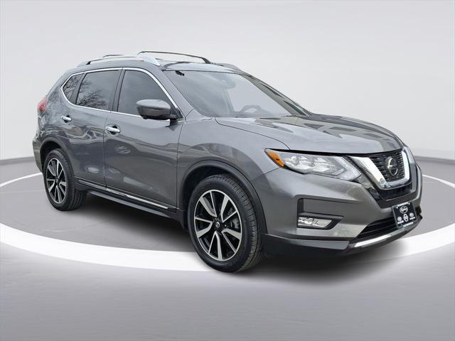 used 2018 Nissan Rogue car, priced at $15,877