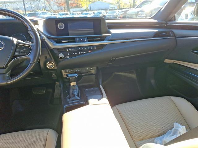 used 2021 Lexus ES 350 car, priced at $30,872