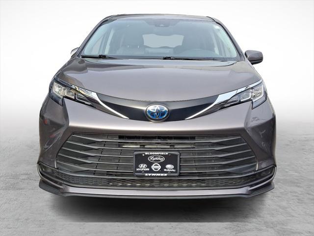 used 2022 Toyota Sienna car, priced at $32,686