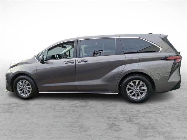 used 2022 Toyota Sienna car, priced at $32,686