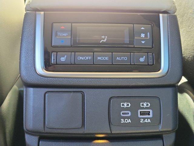 used 2025 Subaru Ascent car, priced at $39,998