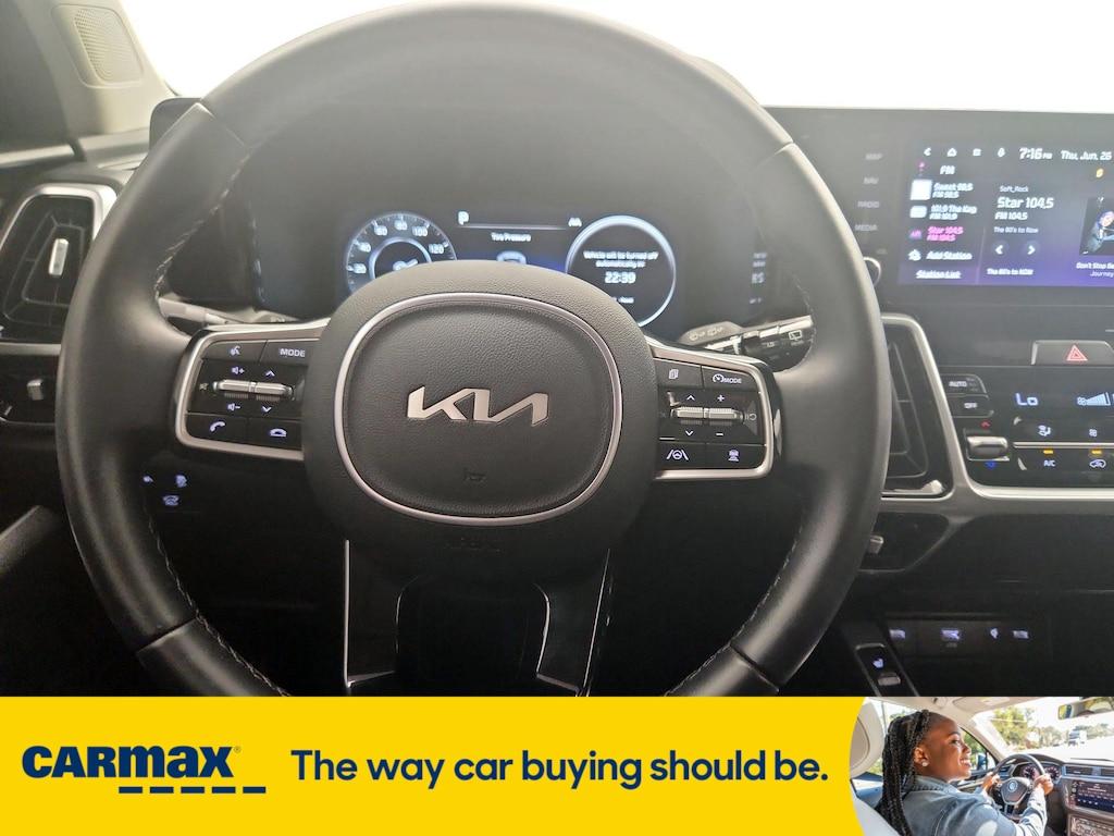 used 2023 Kia Sorento car, priced at $35,998
