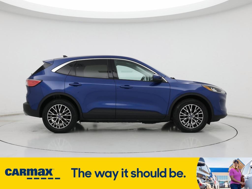 used 2022 Ford Escape car, priced at $25,998