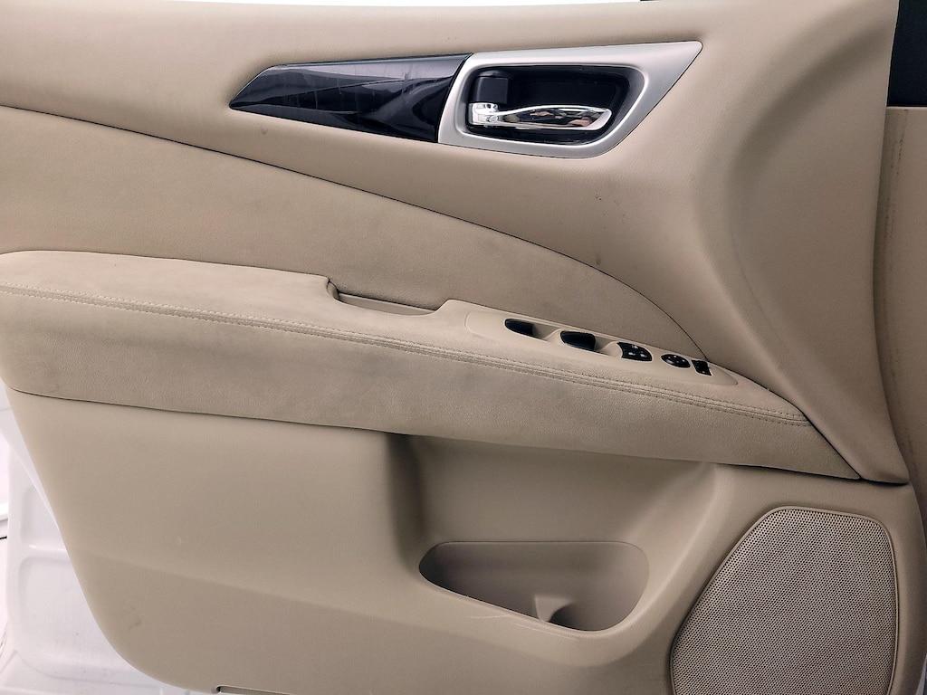 used 2014 Nissan Pathfinder car, priced at $14,998