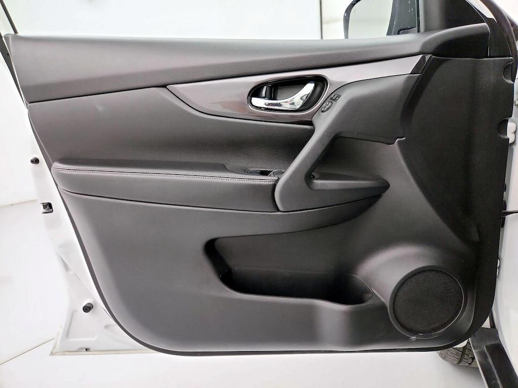 used 2020 Nissan Rogue car, priced at $16,998