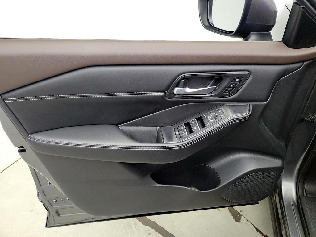 used 2023 Nissan Rogue car, priced at $27,998