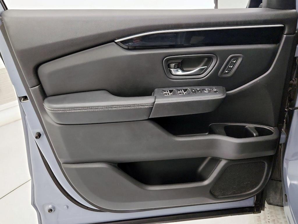 used 2024 Honda Pilot car, priced at $43,998