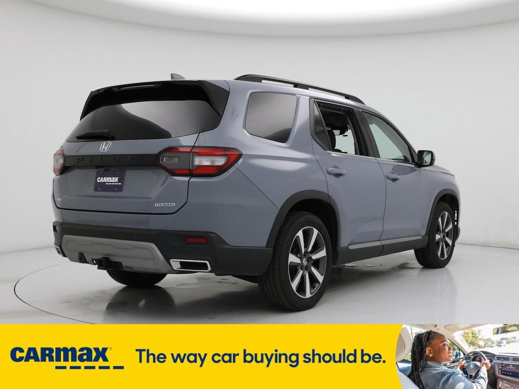 used 2024 Honda Pilot car, priced at $43,998