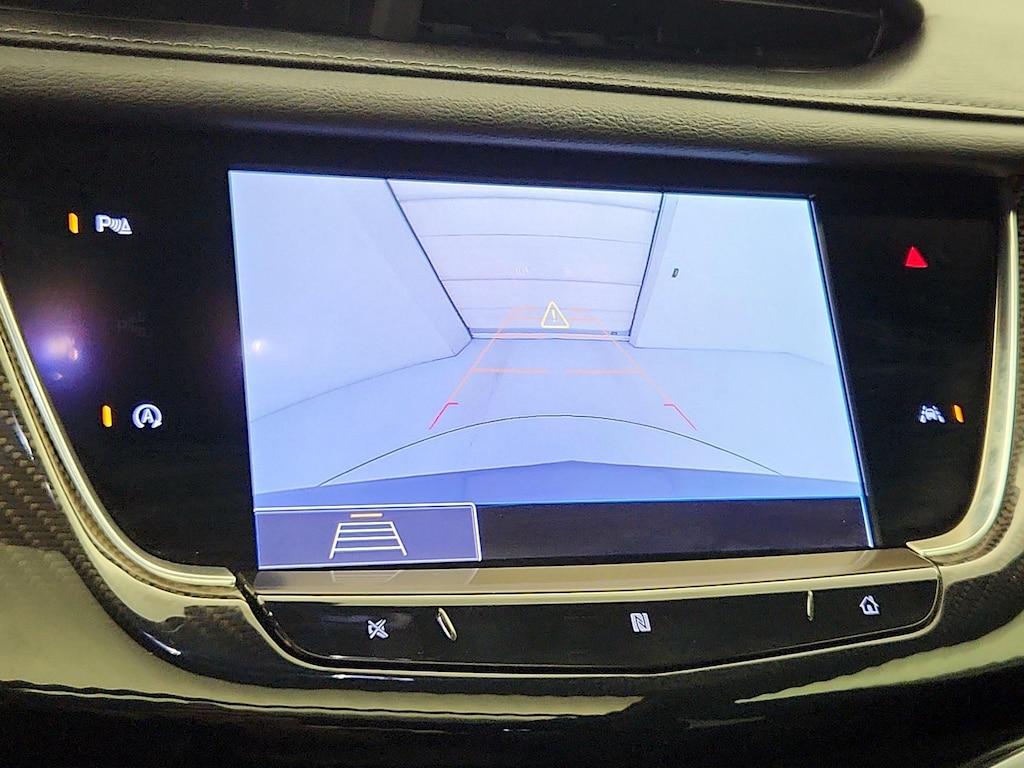 used 2020 Cadillac XT6 car, priced at $31,998