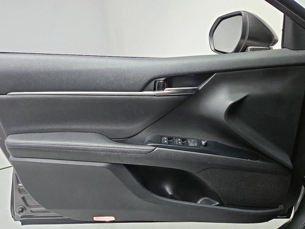 used 2020 Toyota Camry Hybrid car, priced at $22,998