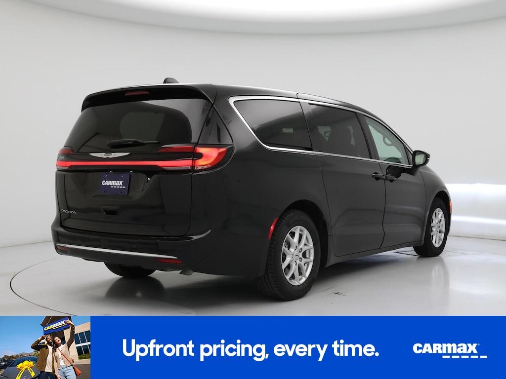 used 2023 Chrysler Pacifica car, priced at $26,998