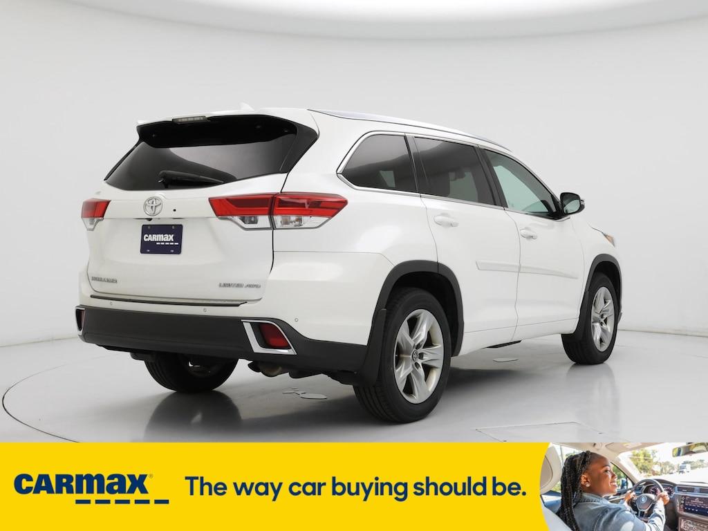 used 2018 Toyota Highlander car, priced at $25,998
