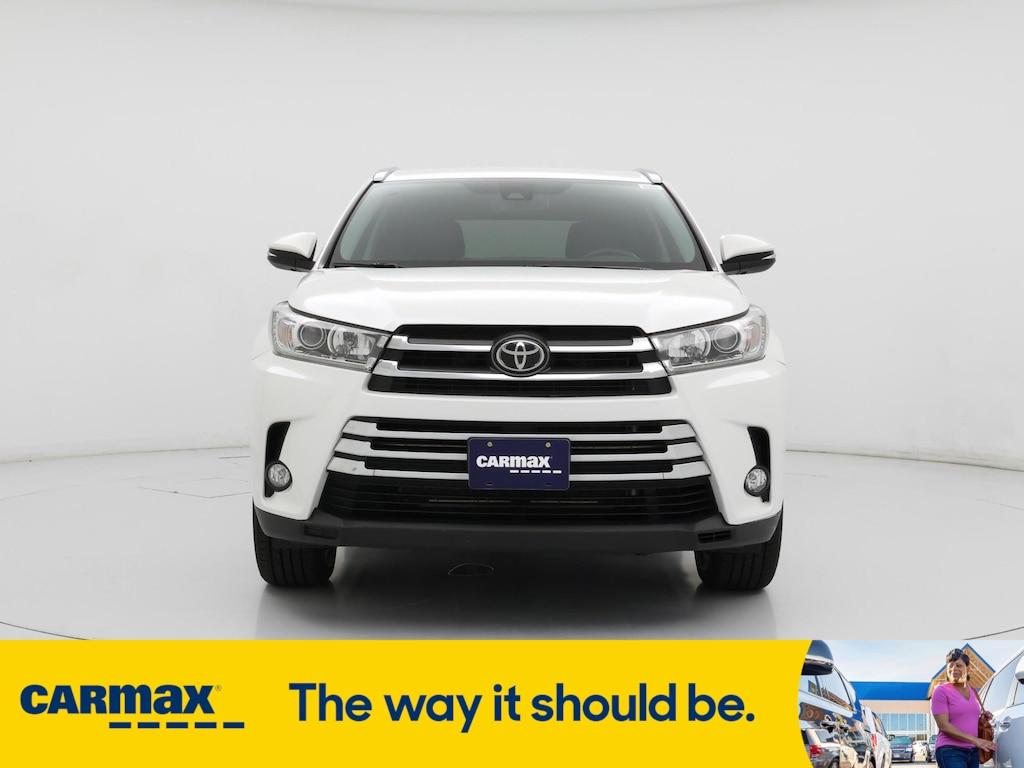 used 2018 Toyota Highlander car, priced at $25,998