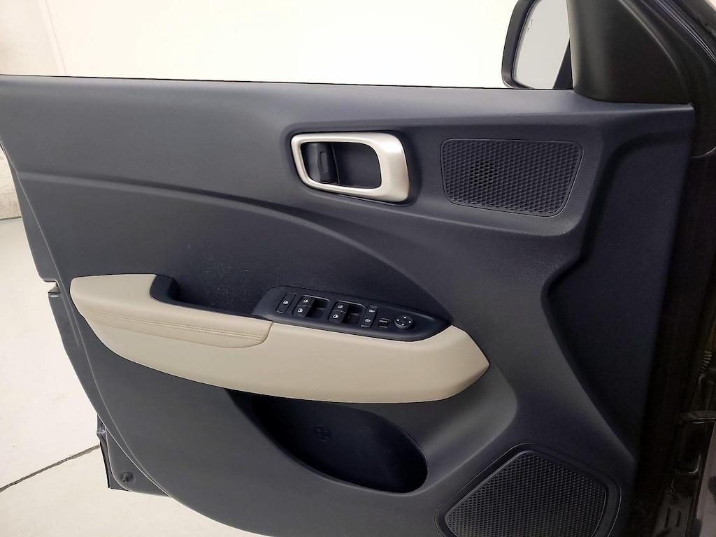 used 2021 Hyundai Venue car, priced at $19,998