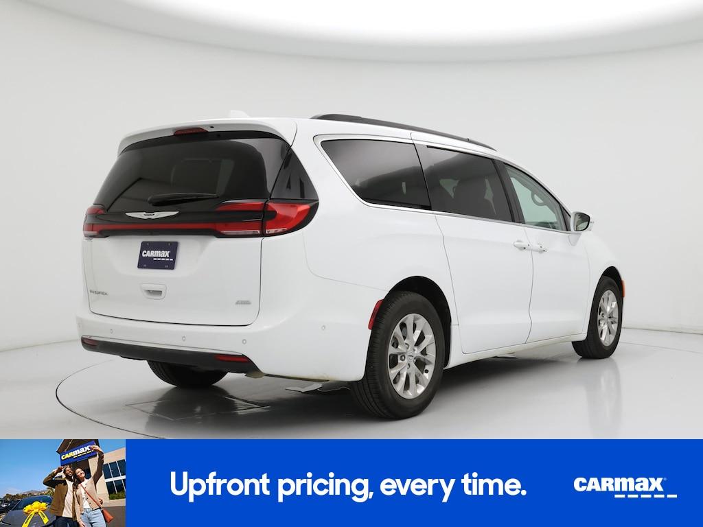 used 2022 Chrysler Pacifica car, priced at $37,998