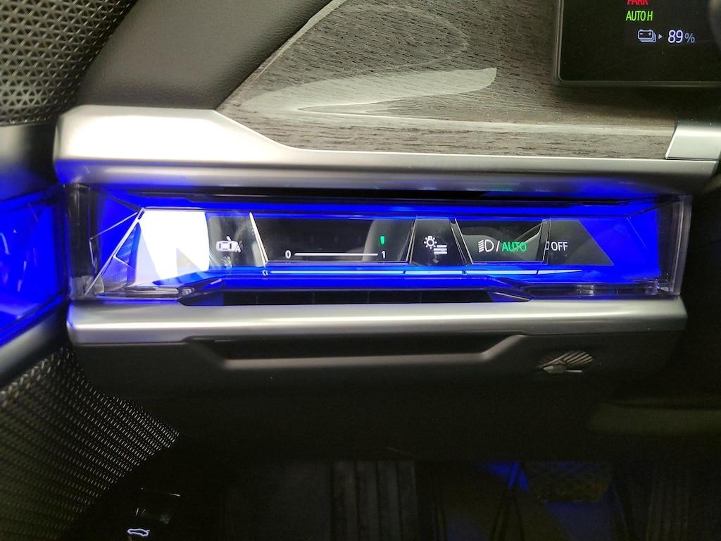 used 2024 BMW i7 car, priced at $90,998