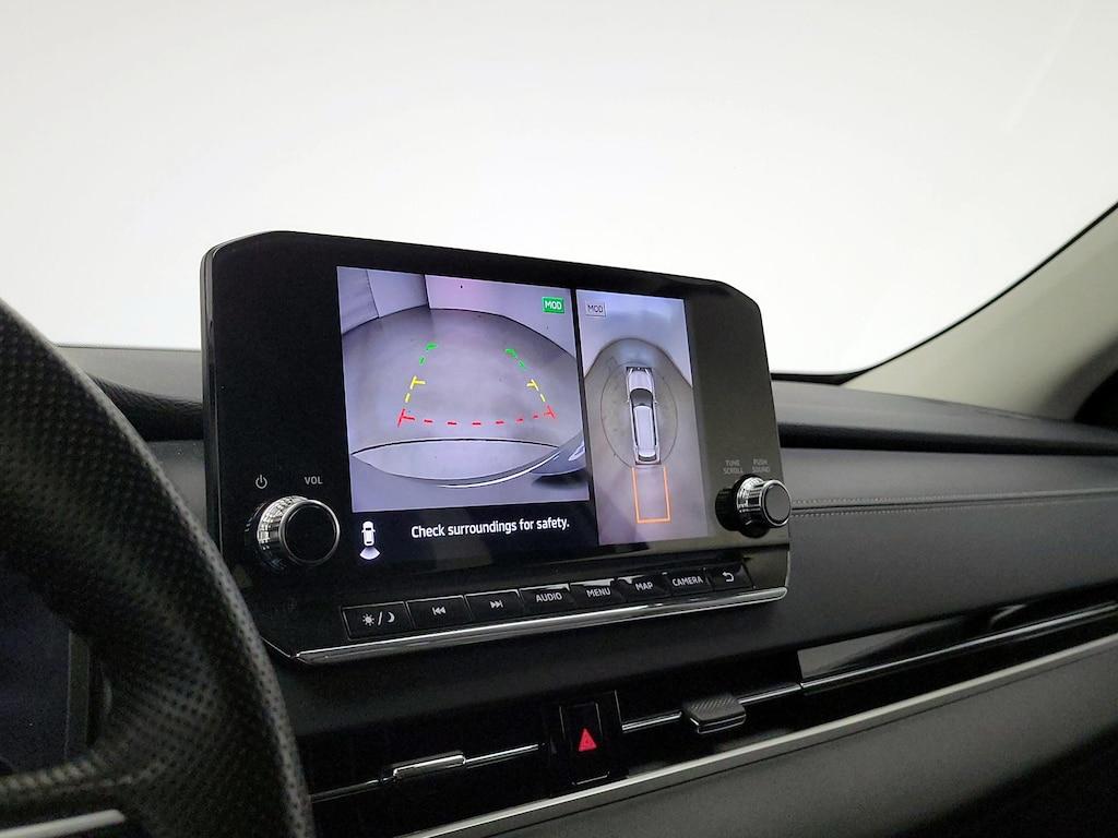 used 2024 Mitsubishi Outlander car, priced at $27,998