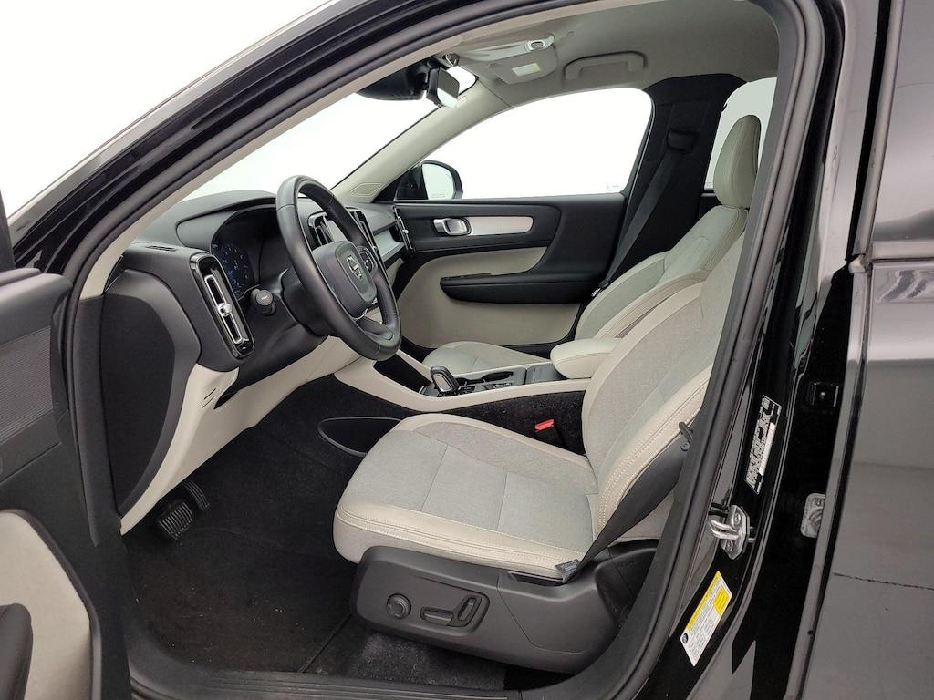 used 2020 Volvo XC40 car, priced at $24,998