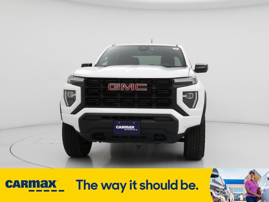 used 2024 GMC Canyon car, priced at $35,998