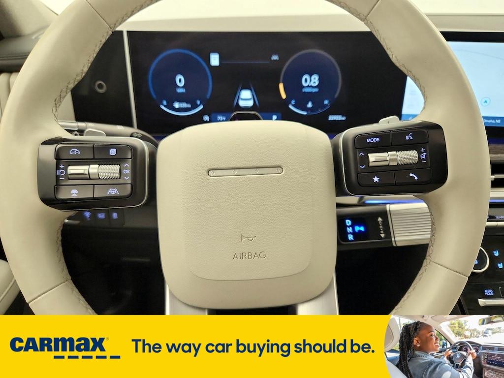 used 2024 Hyundai Santa Fe car, priced at $39,998