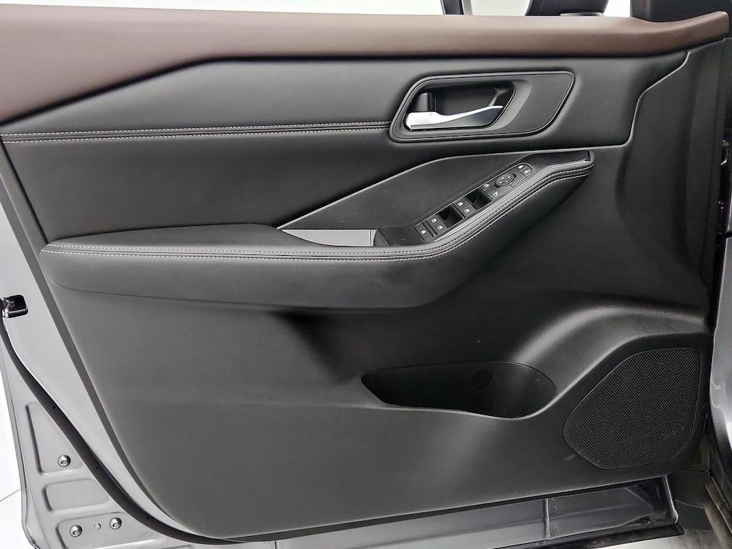 used 2023 Nissan Rogue car, priced at $25,998