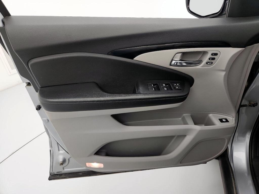 used 2019 Honda Ridgeline car, priced at $26,998