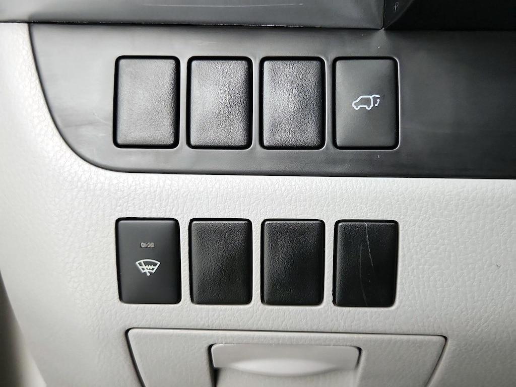used 2016 Toyota Highlander car, priced at $24,998