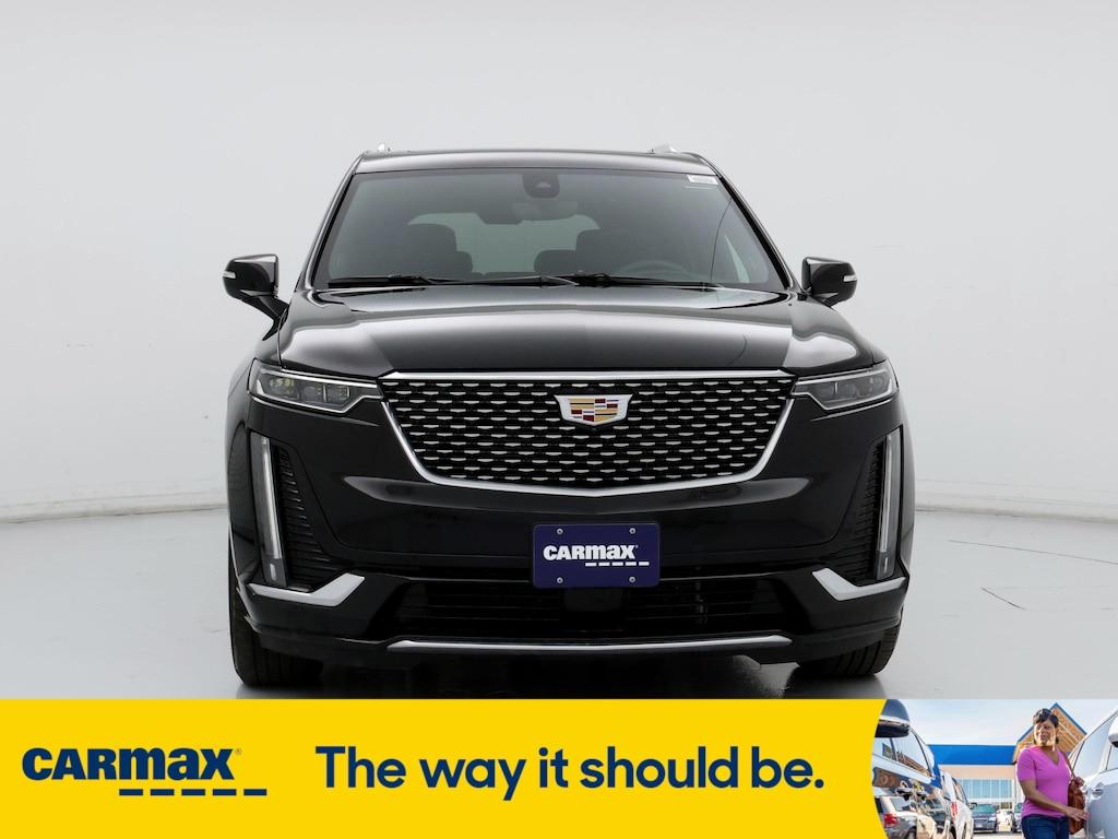 used 2023 Cadillac XT6 car, priced at $43,998