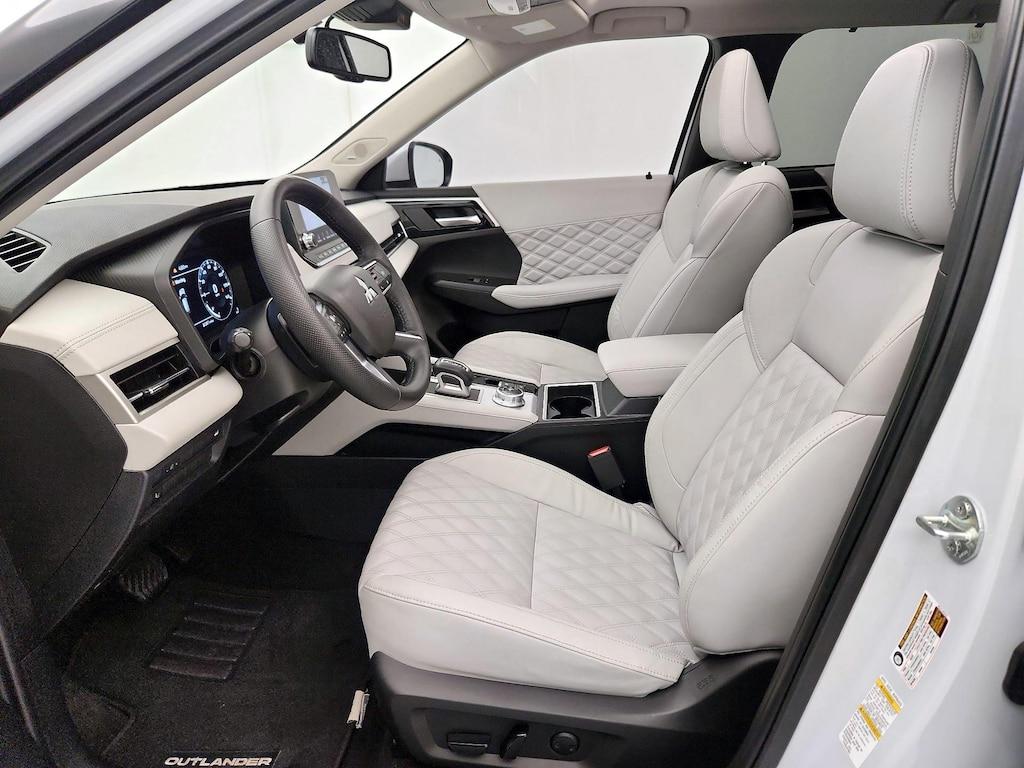 used 2024 Mitsubishi Outlander car, priced at $32,998
