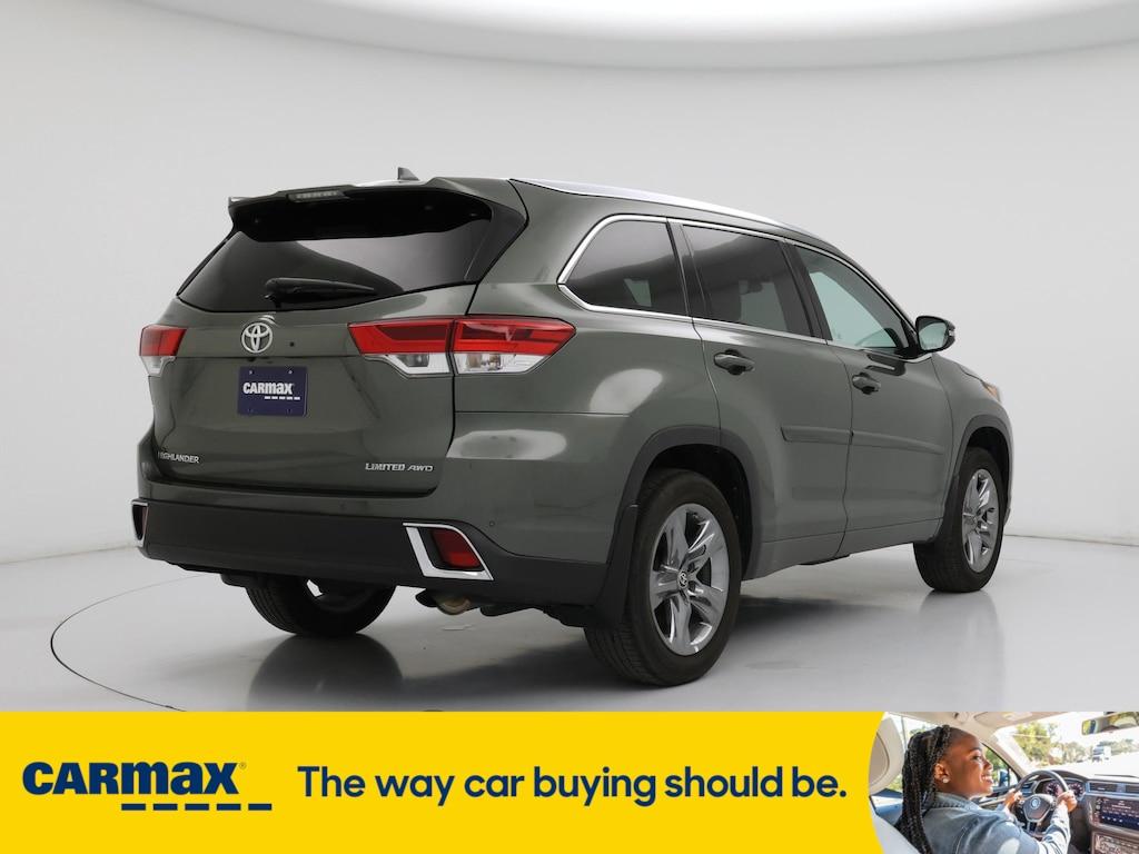 used 2019 Toyota Highlander car, priced at $41,998