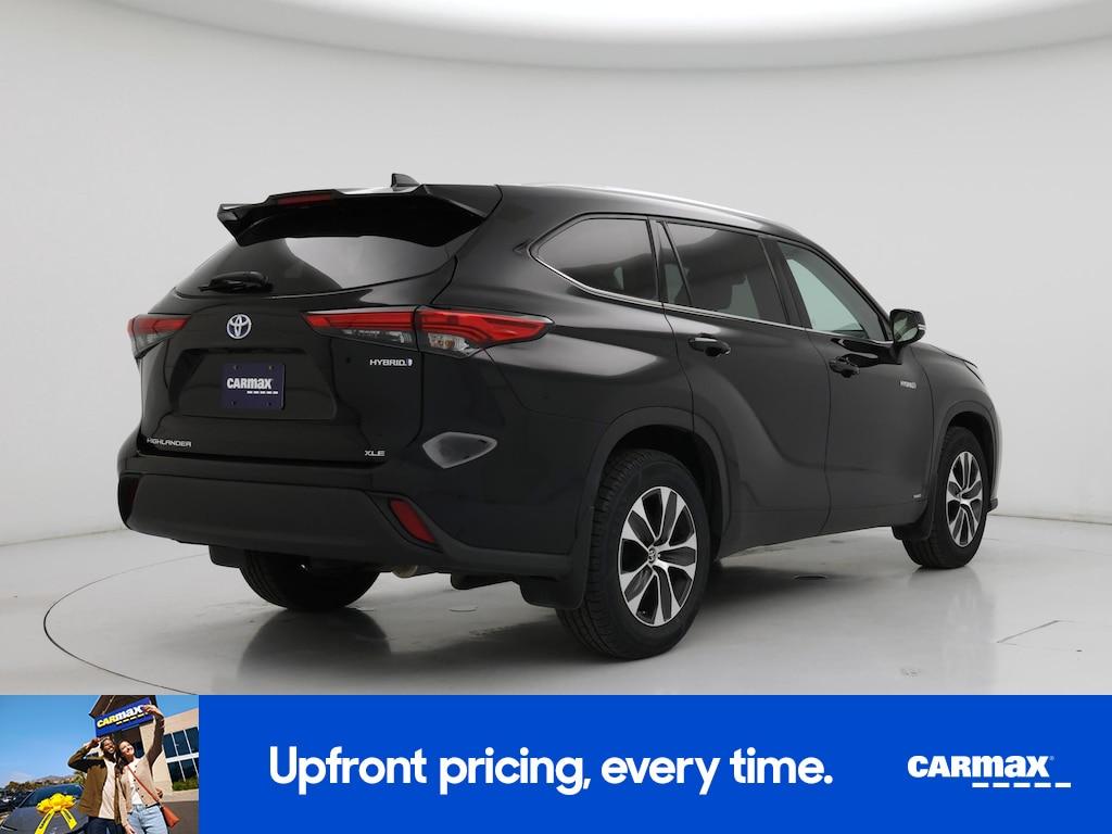 used 2021 Toyota Highlander Hybrid car, priced at $35,998