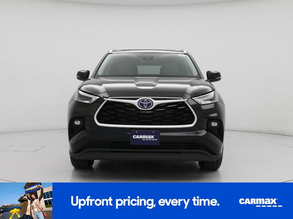 used 2021 Toyota Highlander Hybrid car, priced at $35,998