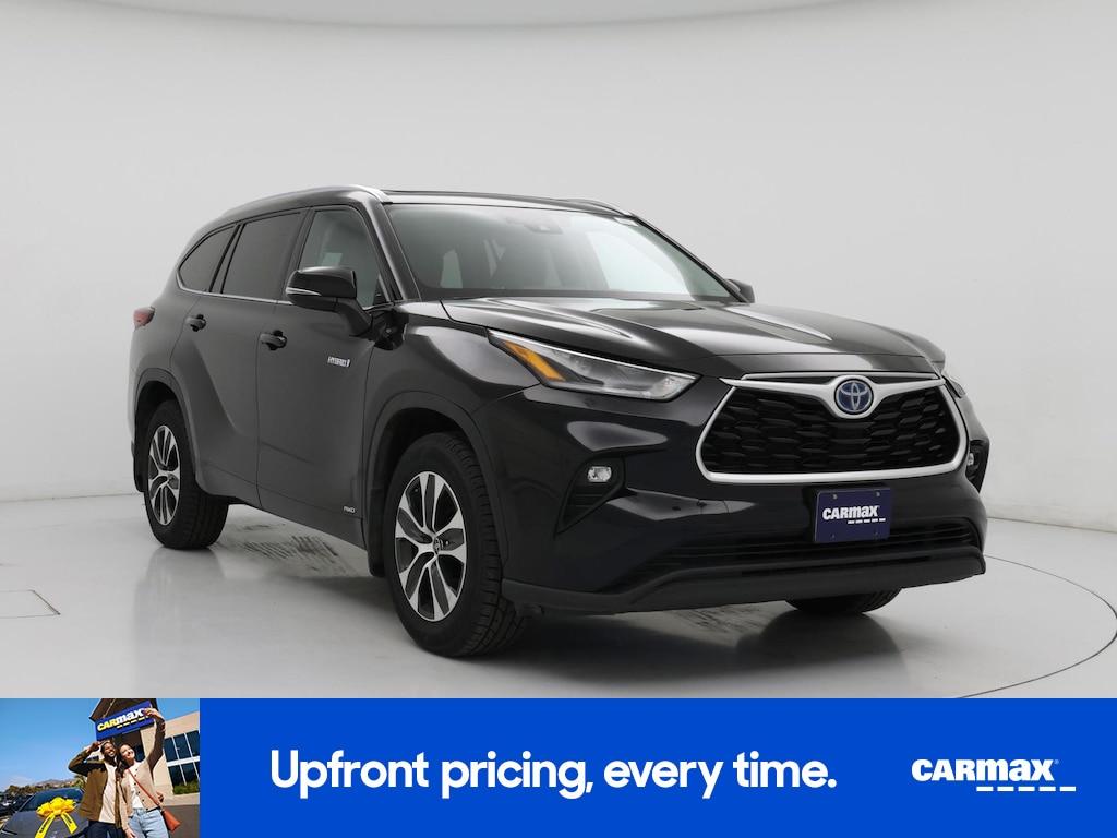 used 2021 Toyota Highlander Hybrid car, priced at $35,998