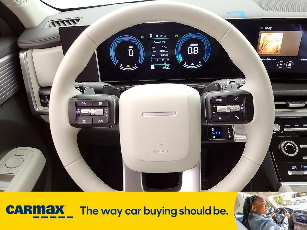 used 2024 Hyundai Santa Fe car, priced at $31,998