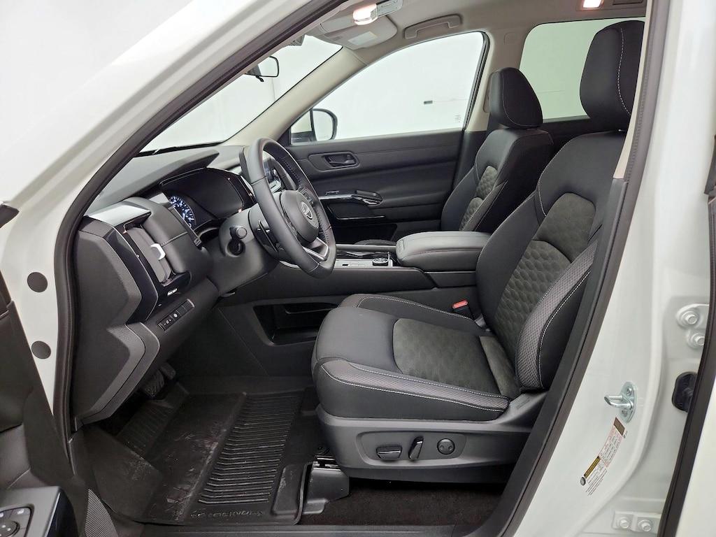 used 2024 Nissan Pathfinder car, priced at $35,998