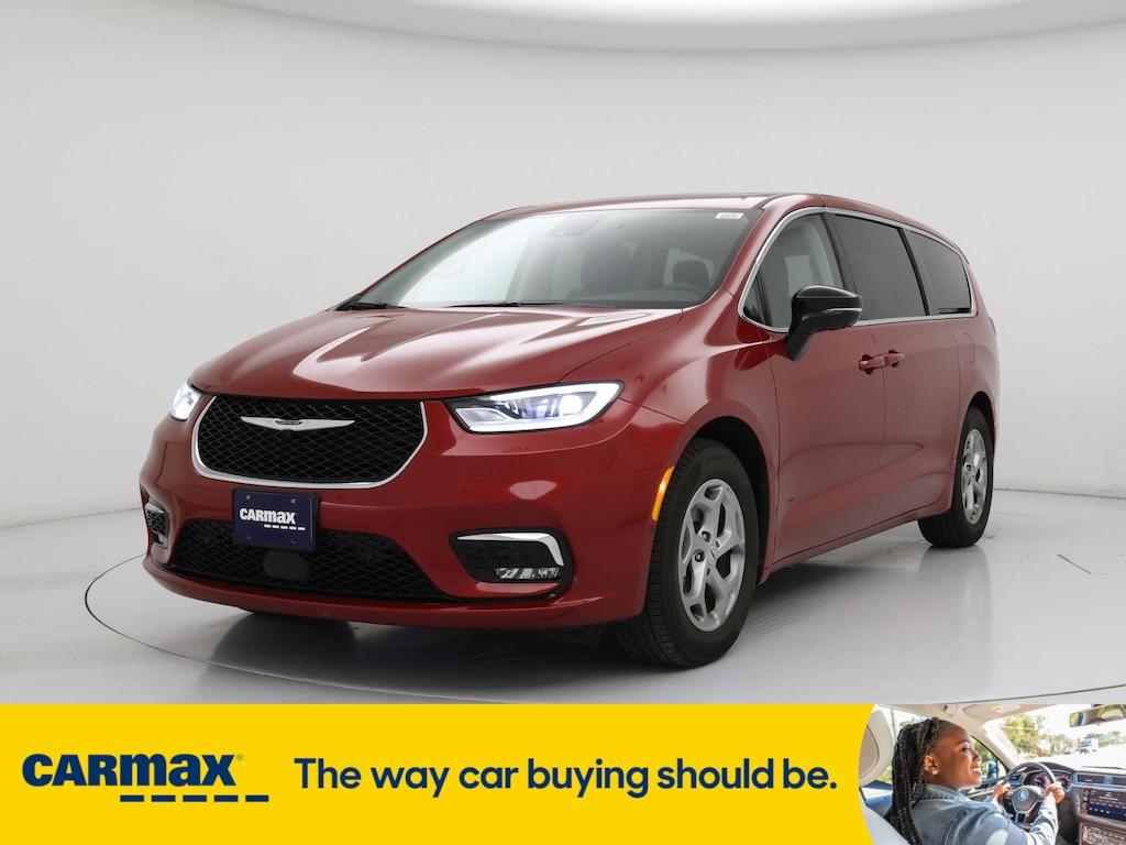 used 2024 Chrysler Pacifica car, priced at $44,998