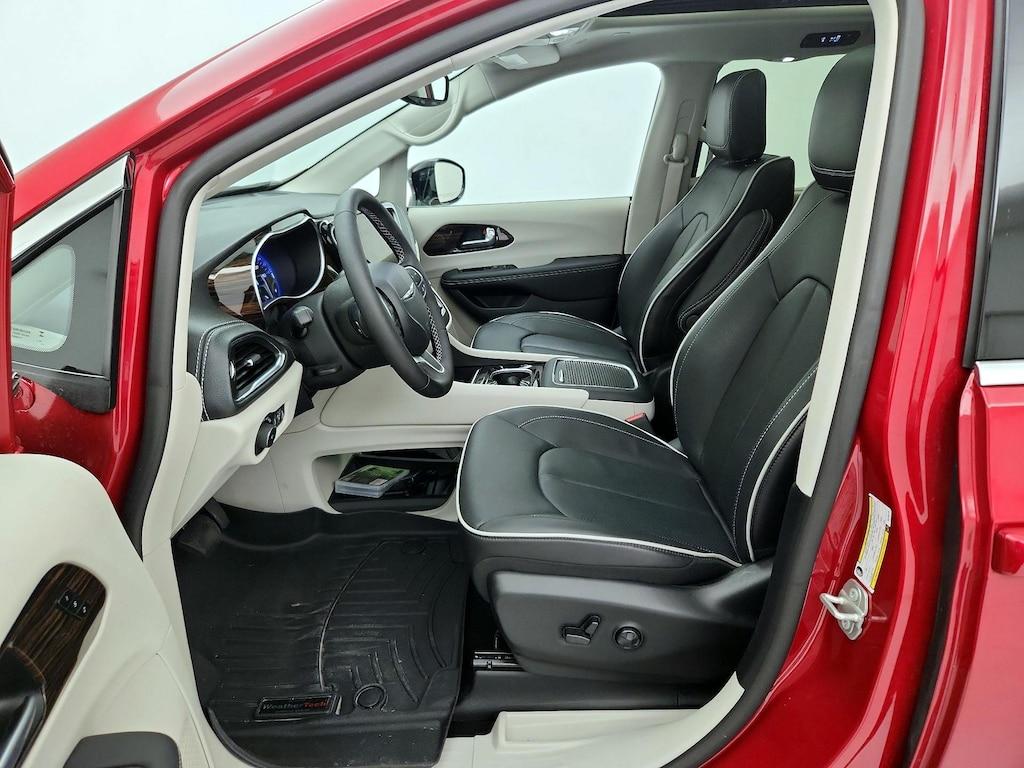 used 2024 Chrysler Pacifica car, priced at $44,998
