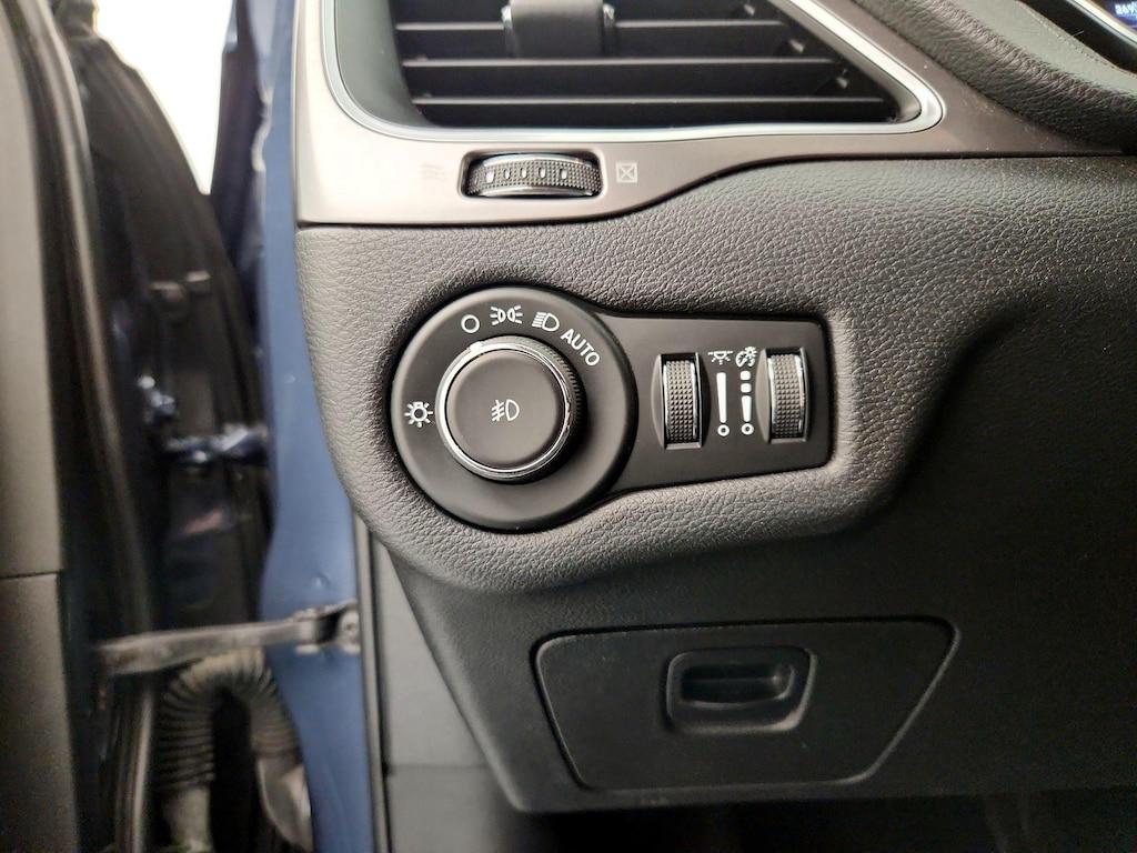 used 2019 Jeep Cherokee car, priced at $17,998