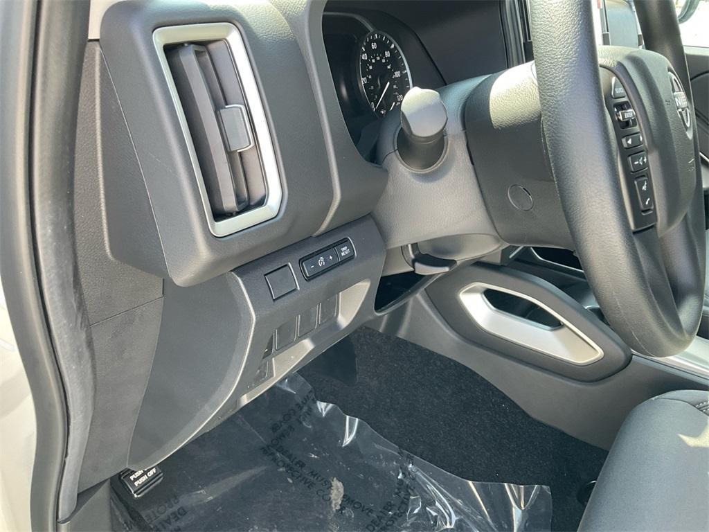 new 2025 Nissan Frontier car, priced at $37,780