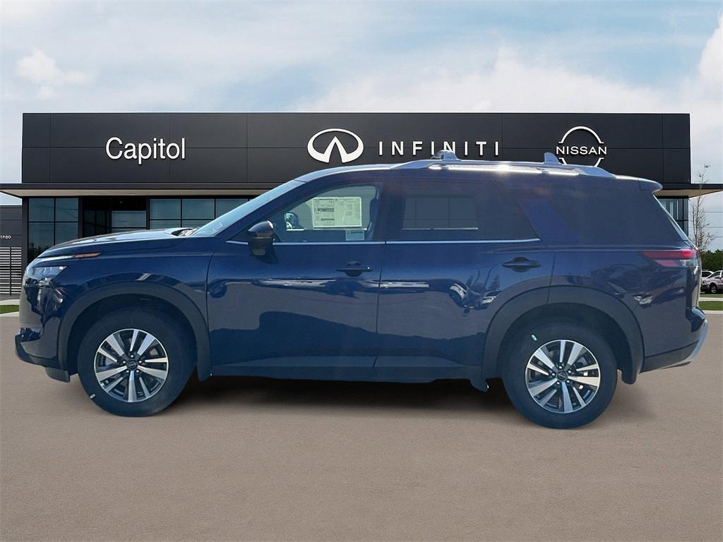 new 2025 Nissan Pathfinder car, priced at $44,387