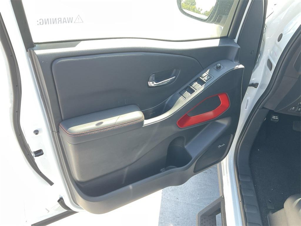 new 2025 Nissan Frontier car, priced at $50,540
