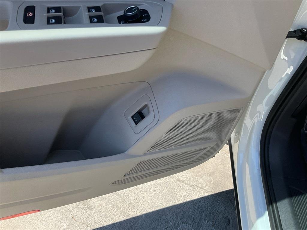used 2018 Volkswagen Atlas car, priced at $14,800